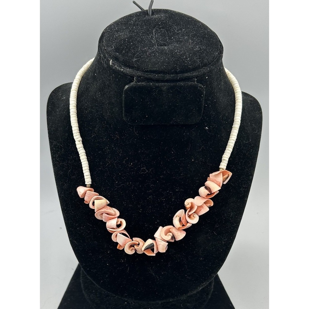 Vintage Curly Cone Shell Necklace Choker MOP Hawaiian Boho‎ Surfer Beach Chic